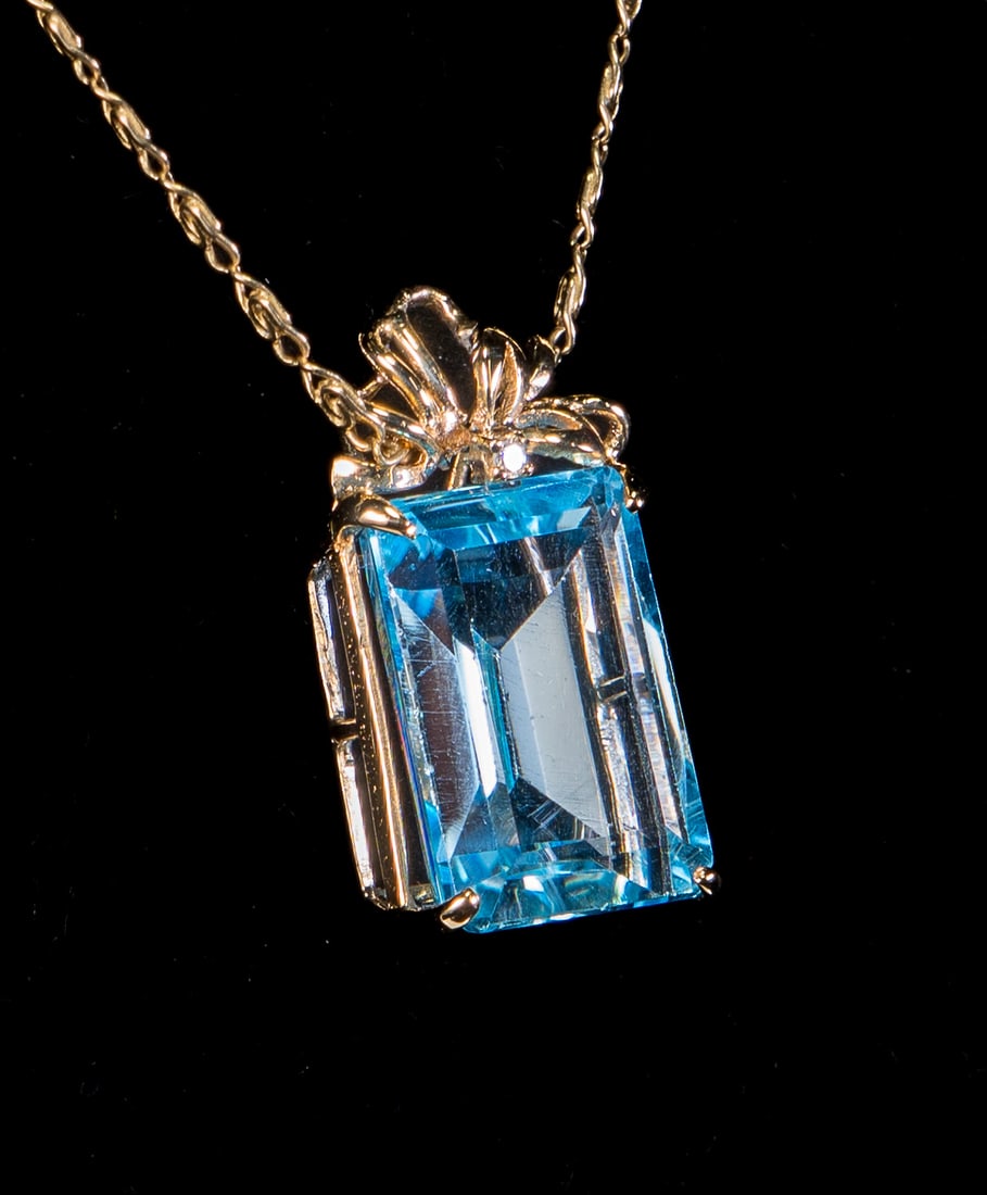 14k Gold & Blue Topaz Necklace (1 of 5)