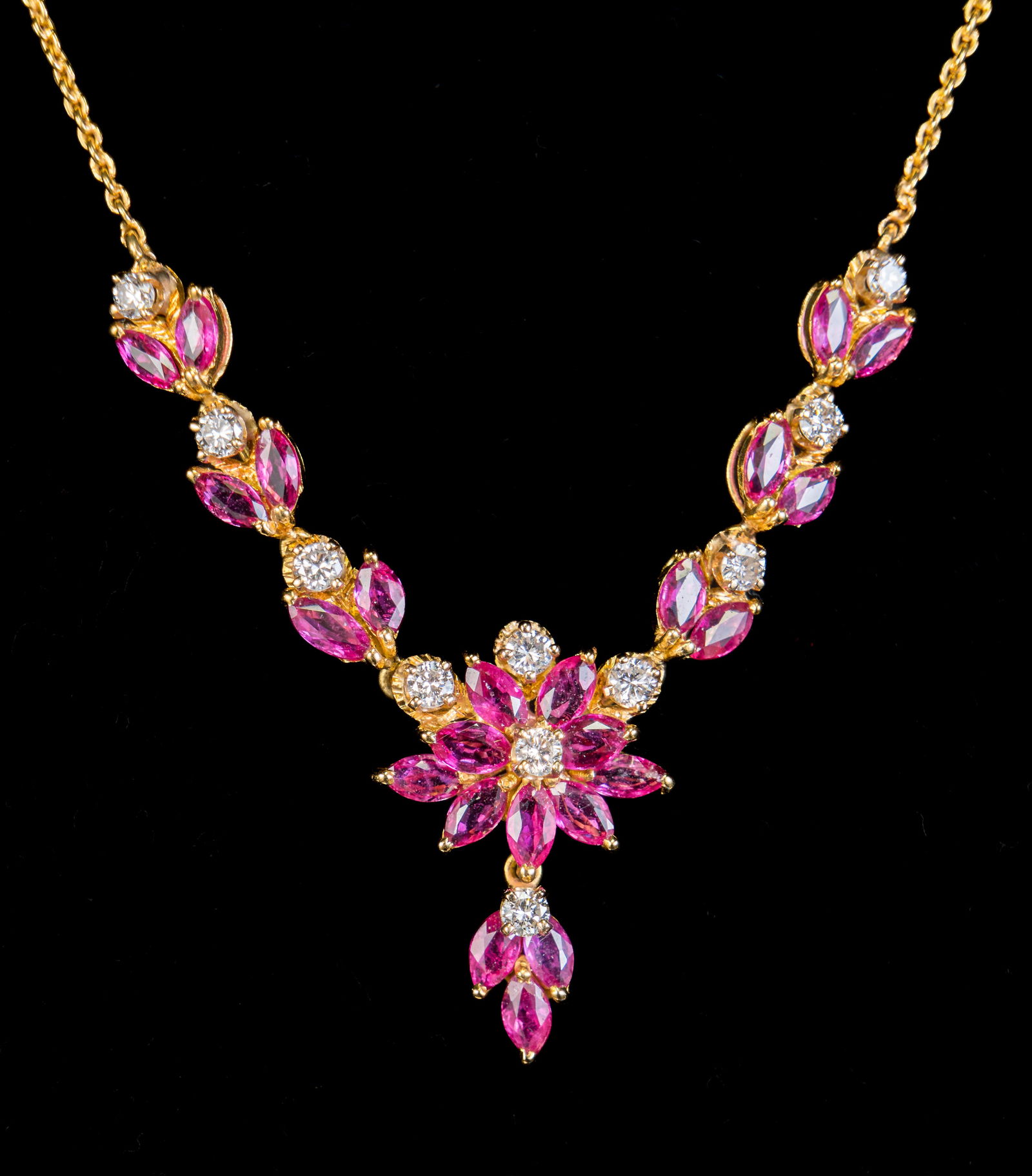 18k Gold, Diamonds & Rubies Necklace (1 of 3)