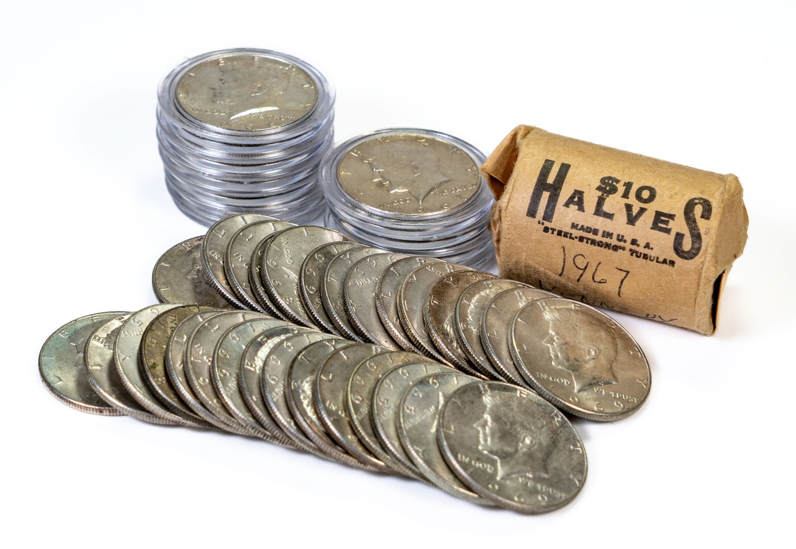 Sixty (60) Kennedy Half Dollars 40% Silver Mixed Dates (1 of 2)