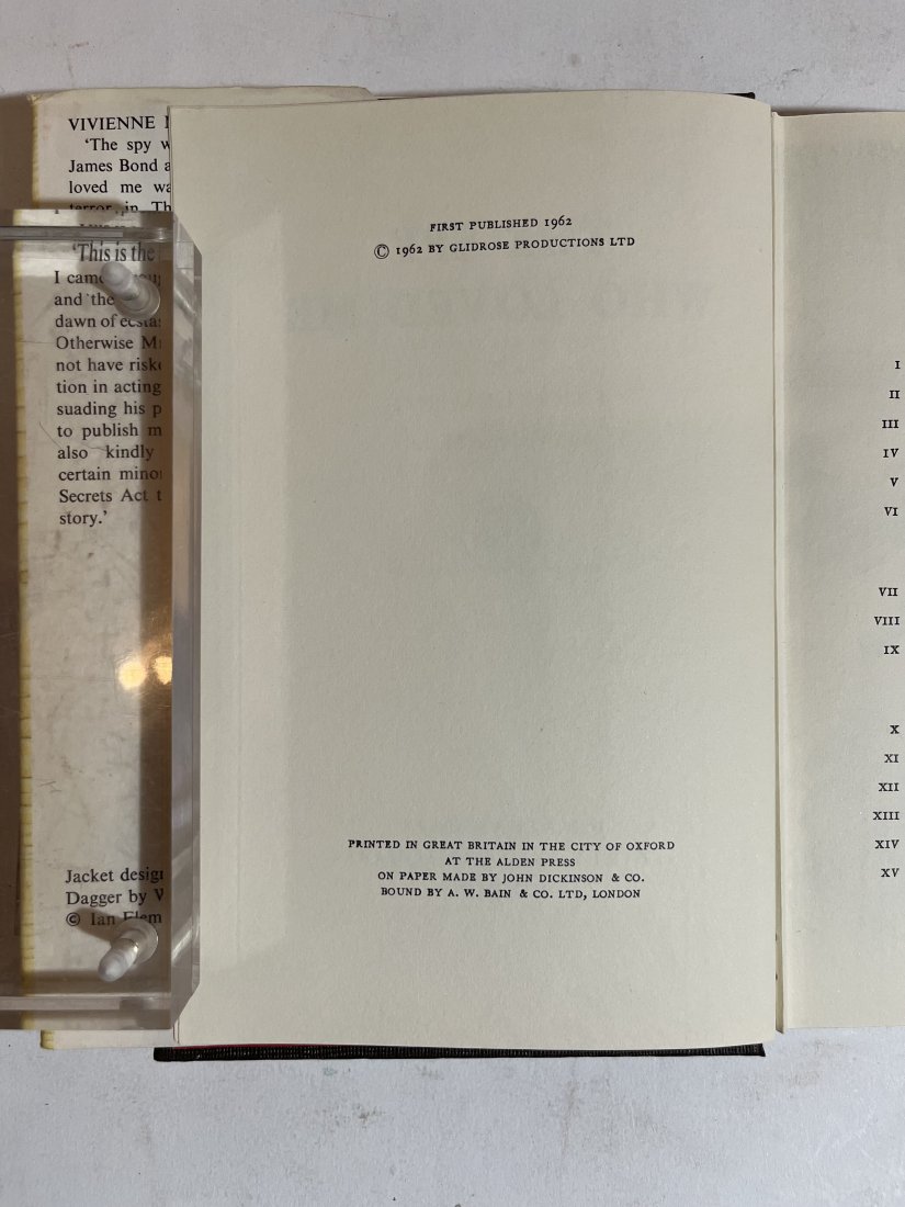 [LITERATURE] FLEMING, IAN. THE SPY WHO LOVED ME: Fleming, Ian; Michel, VivienneThe Spy Who Loved Me. London: Jonathan Cape, 1962.8vo. Full black cloth boards. Design of silver dagger on upper. Silver lettering on spine. Red paste-in and free endpape