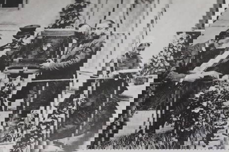 LEFEBVRE, HENRI. VIEILLE PHOTOGRAPHIE. 1935: Lefebvre, Henri. LA VIEILLE PHOTOGRAPHIE DEPIUS DAGUERRE JUSQU'A 1870. Paris: Henri Lefebvre / Vigier et Brunissen (printers), 1935. Small folio. Full gilt-tooled red paper boards. Flat spine,