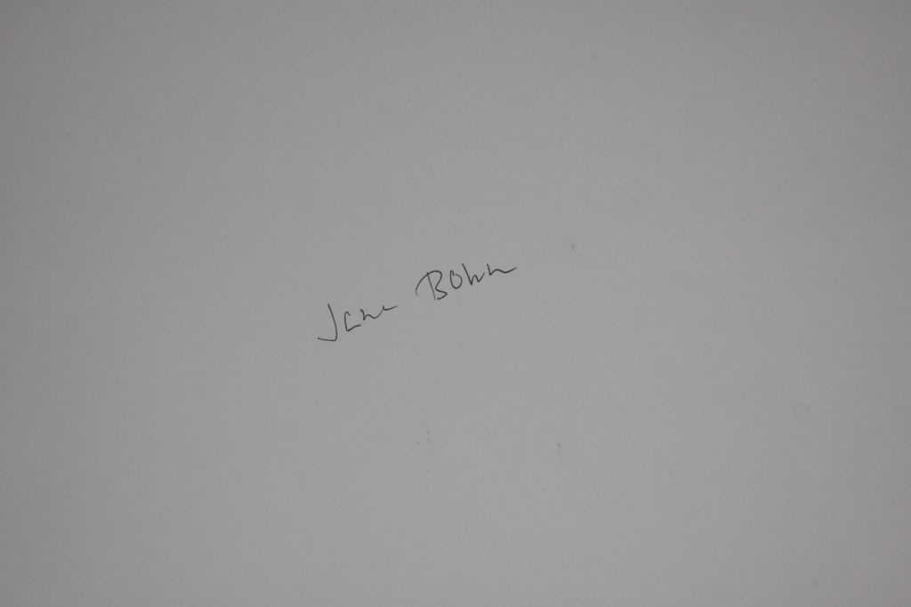 BOWN, JANE. MOTHER THERESA: Bown, Jane. MOTHER THERESA. Gelatin silver print in mat. Signed by Bown in ink on verso. Print: 23.5 x 35 cm; sheet: 30.5 x 40.5 cm; mat: 40.5 x 50.5 cm. Generally very good condition. *** Jane Bown (
