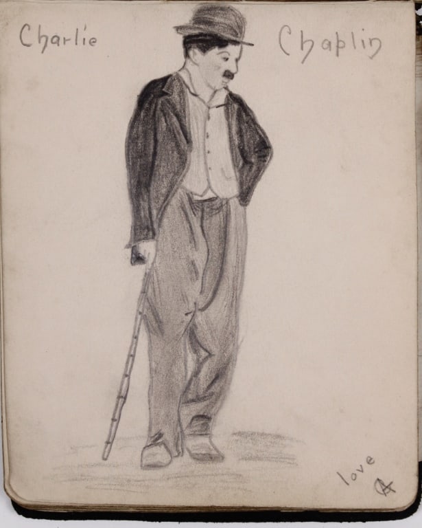 [DIARIES/SCRAPBOOKS] LOT OF 4 SOLD TOGETHER (1 of 5)