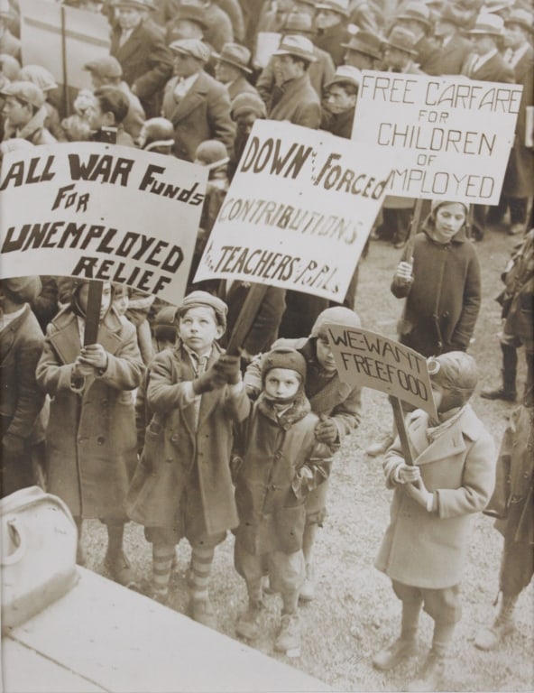 [CHILDREN] LOT OF 14 PRINTS SOLD TOGETHER (1 of 5)