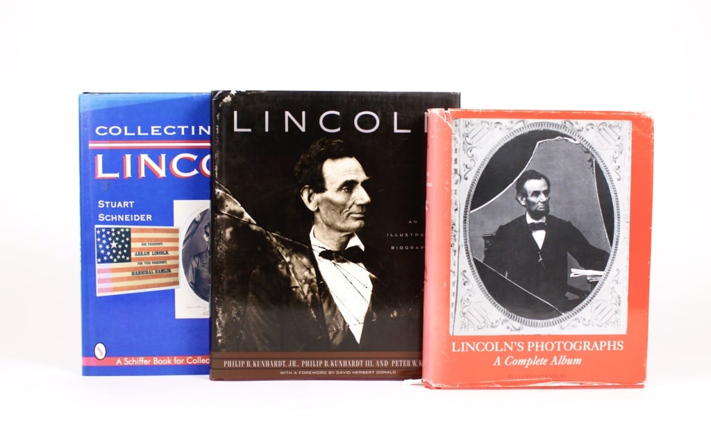 [BOOKS] LINCOLN. LOT OF 3 VOLUMES SOLD TOGETHER (1 of 2)