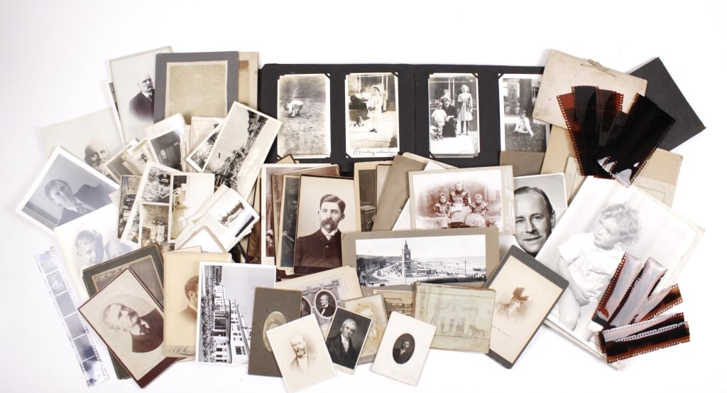 [CANADIAN VERNACULAR] LOT OF 190 PRINTS TOGETHER (1 of 1)