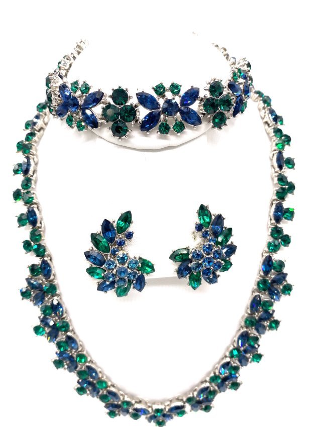 Trifari 3 Piece Set: 1950"s Contessa Line. Looks Like never has been worn. You will absolutely be happy[ with this set! This sale is online only-no public preview or live in house sale will be held. Please ask for additio