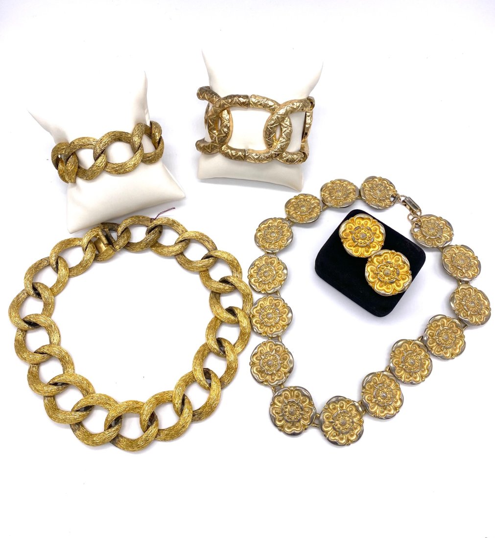 Five Piece Matte Gold lot of Costume Jewelry (1 of 5)