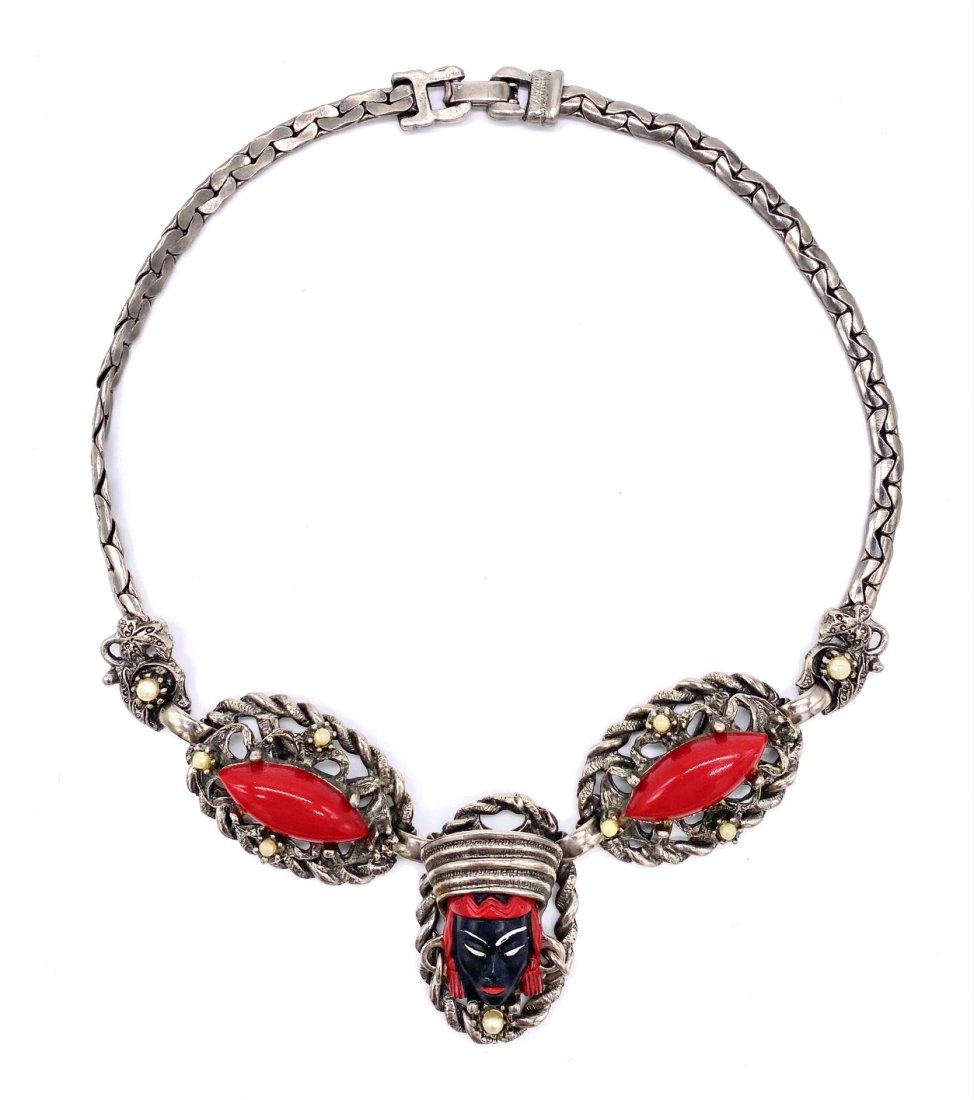 Selro Face Necklace (1 of 4)