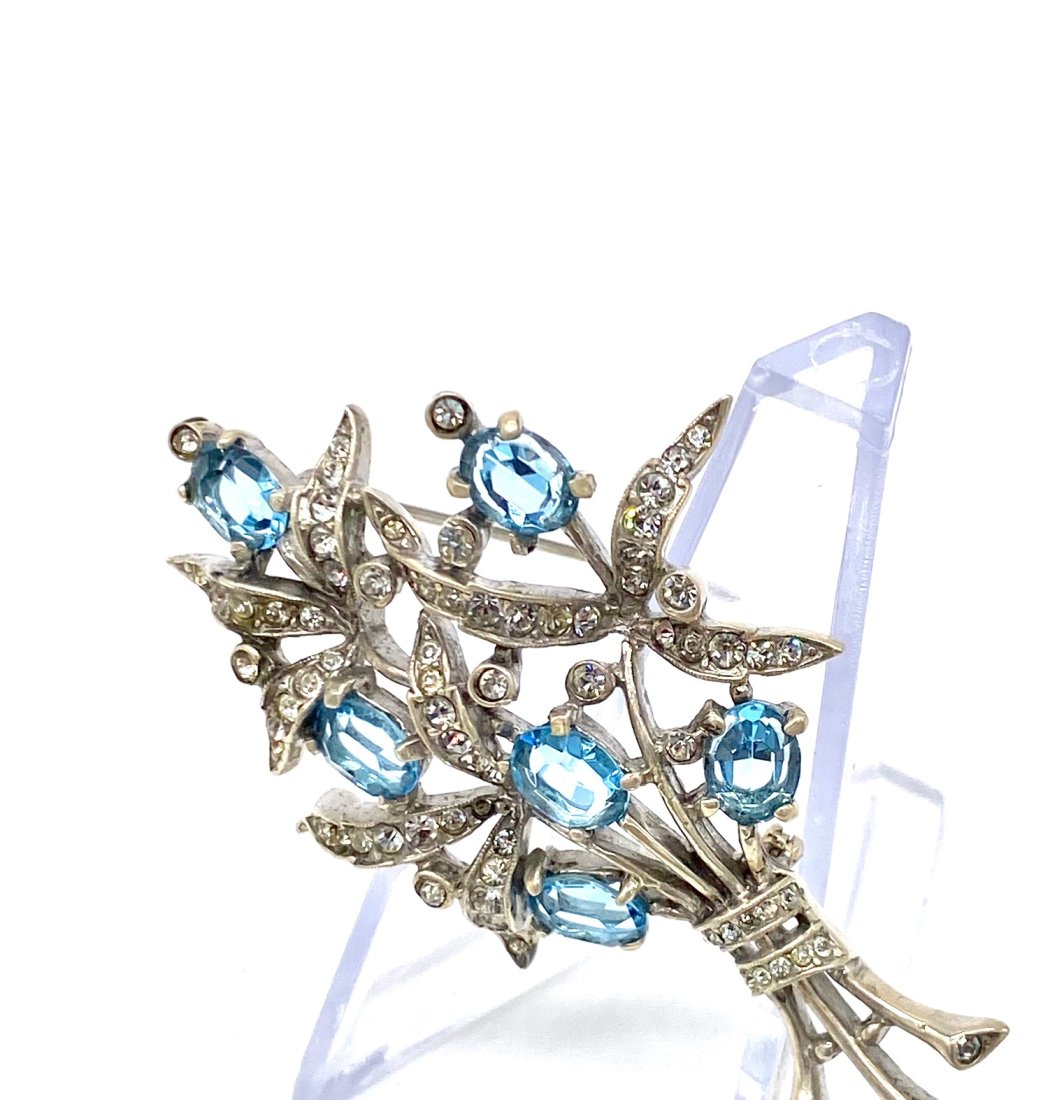 Trifari Sterling Flower Brooch (1 of 4)