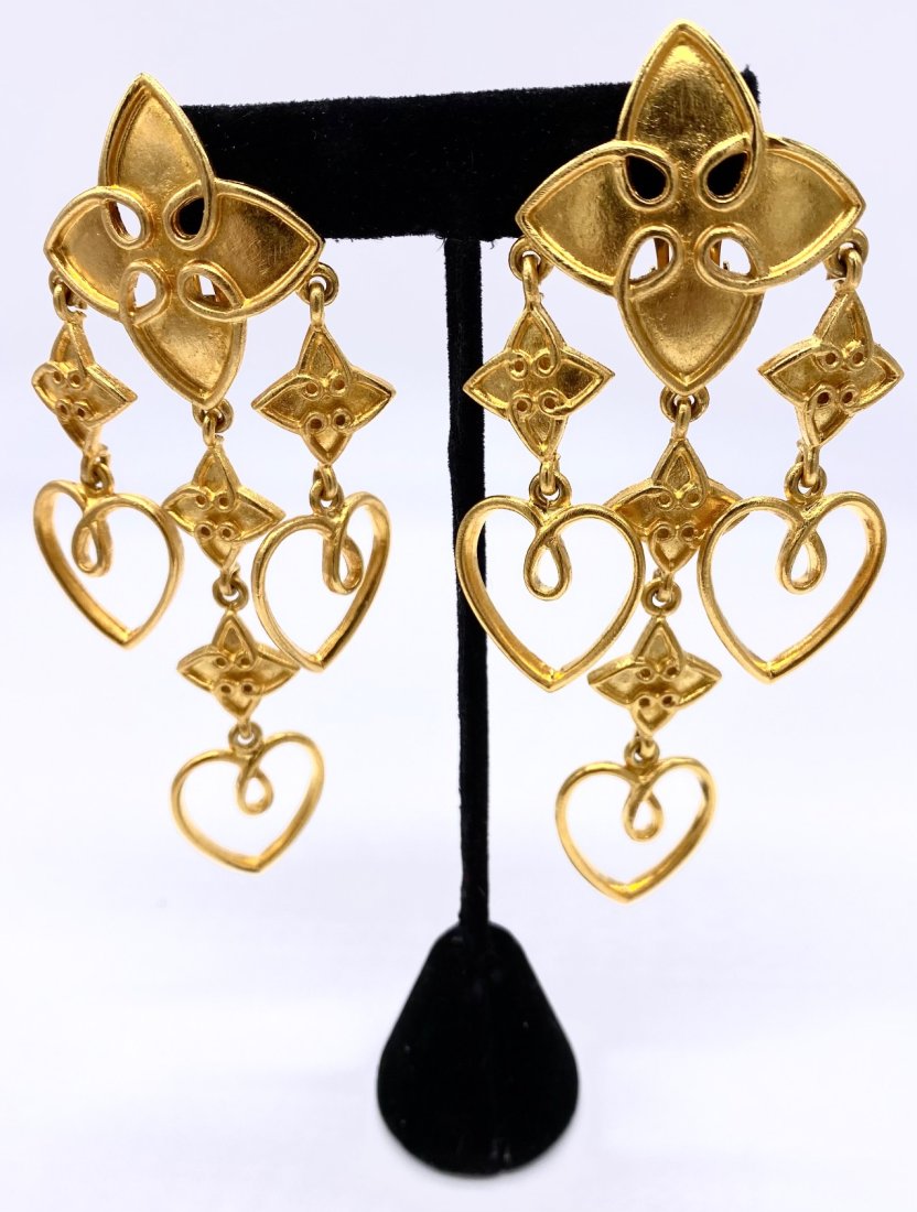 David Dubin 3 1/2" long Clip on Earrings: Signed Dubin n.r. Never worn, took them off of Bloomingdaleâ€™s card. Absolutely stunning earrings. Beautiful gold tone. This sale is online only-no public preview or live in house sale will be h