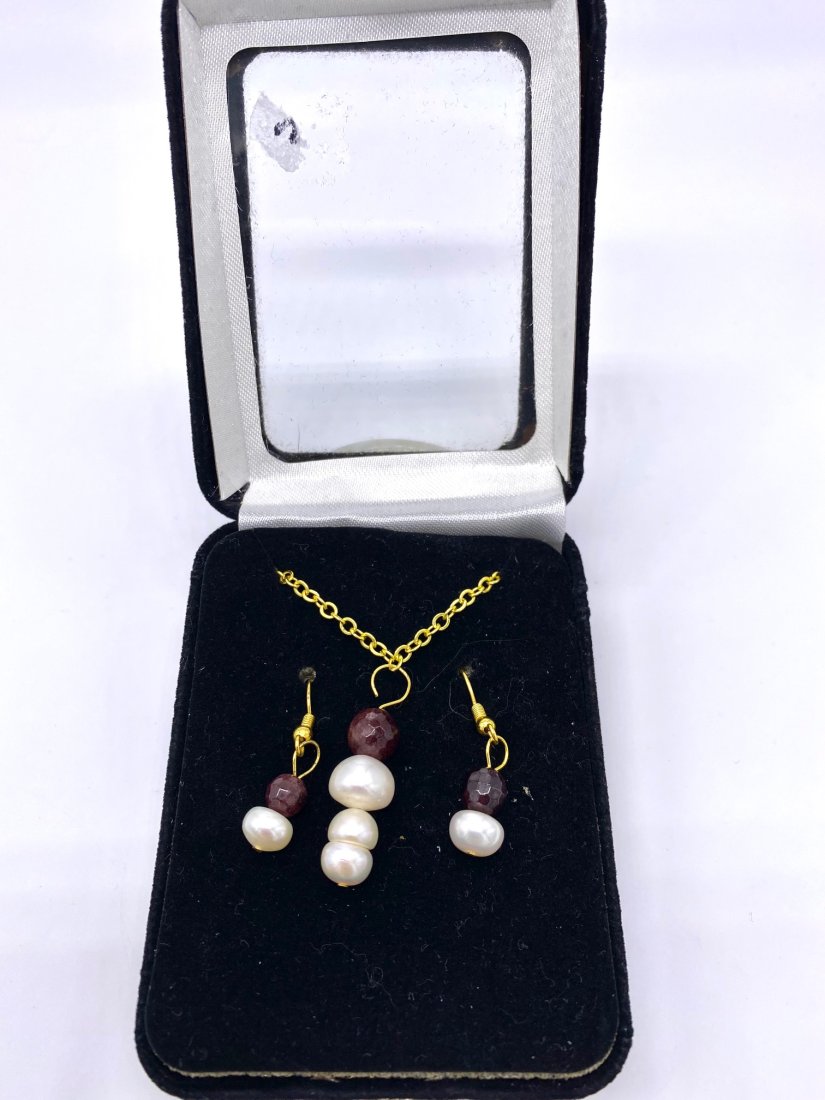 Natural Garnet and Genuine Pearl Necklace and Earrings (1 of 1)