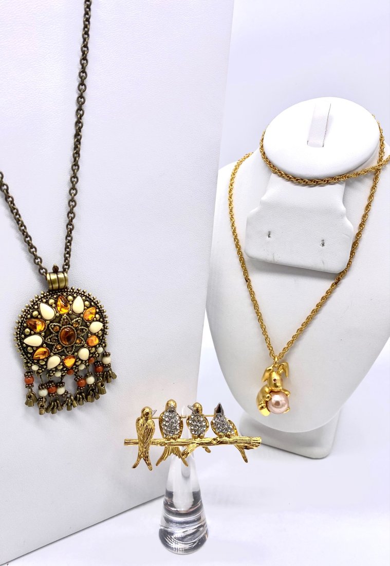 Group of Three Joan Rivers Costume Jewelry Pieces (1 of 9)