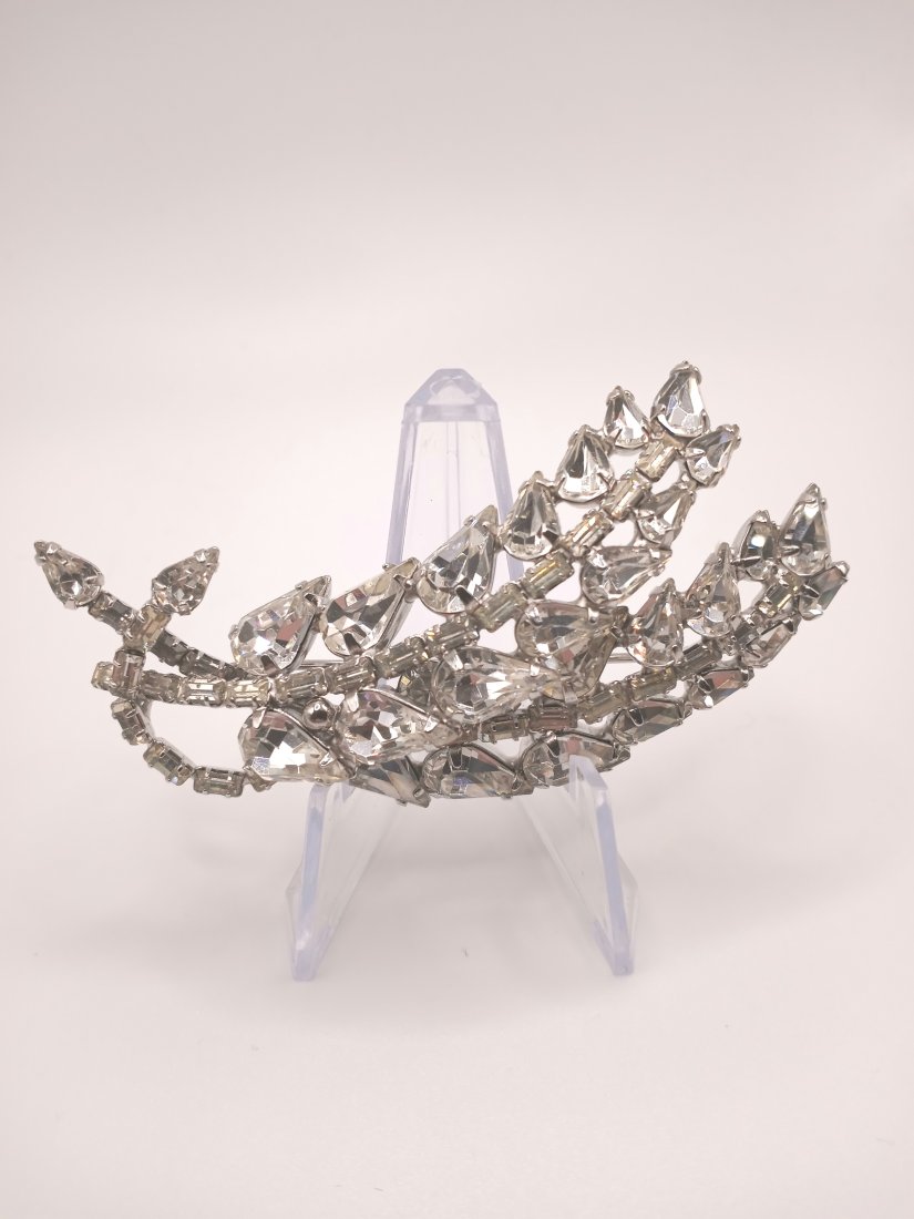 Large Signed Weiss Stunning Brooch (1 of 5)