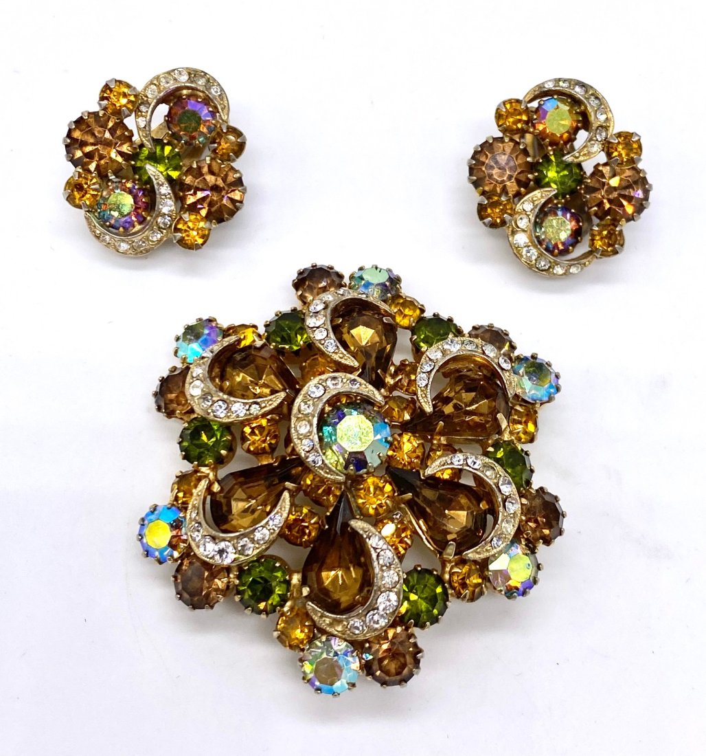 Brooch and Earrings Signed Kramer (1 of 8)