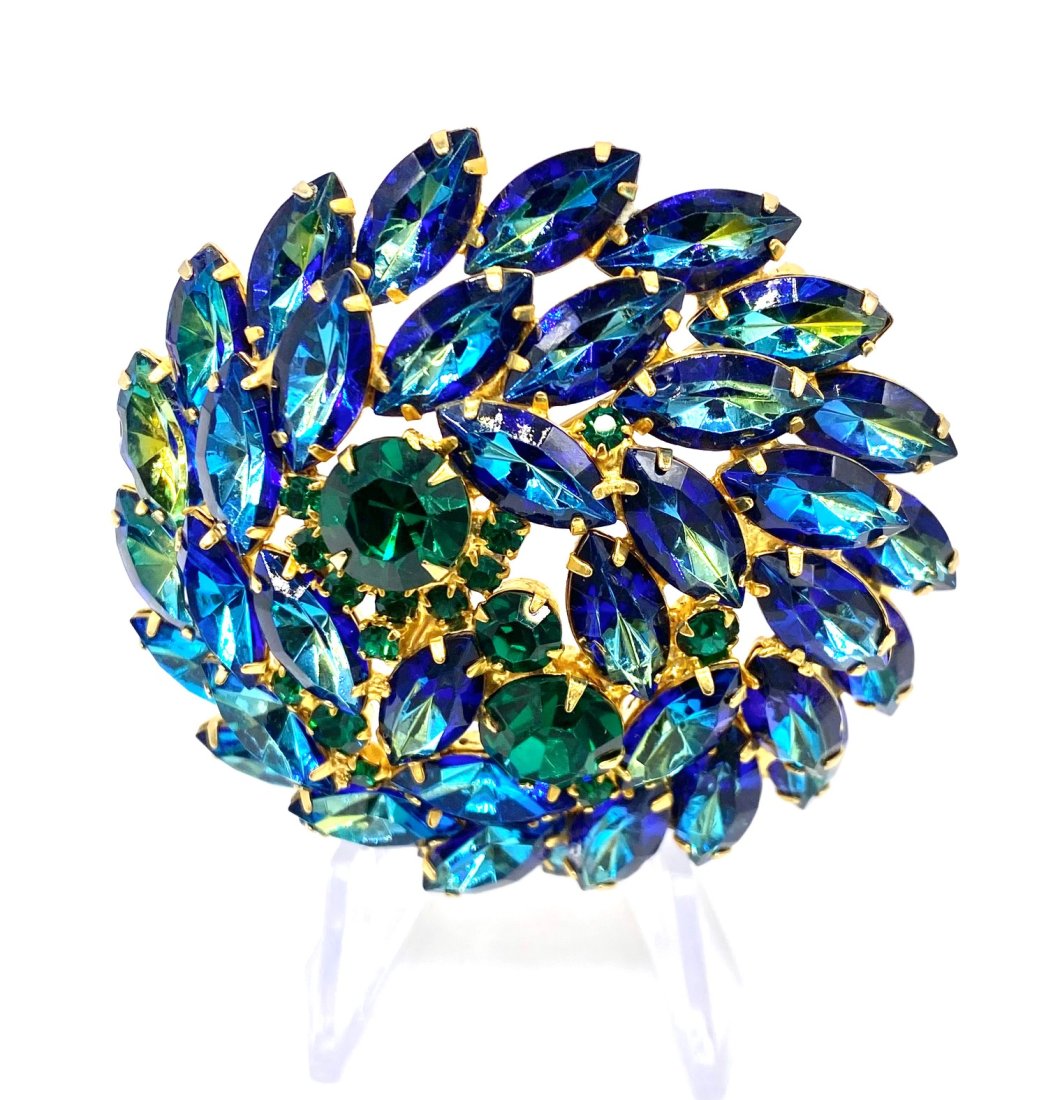 D&E Juliana Large Beautiful Brooch (1 of 4)