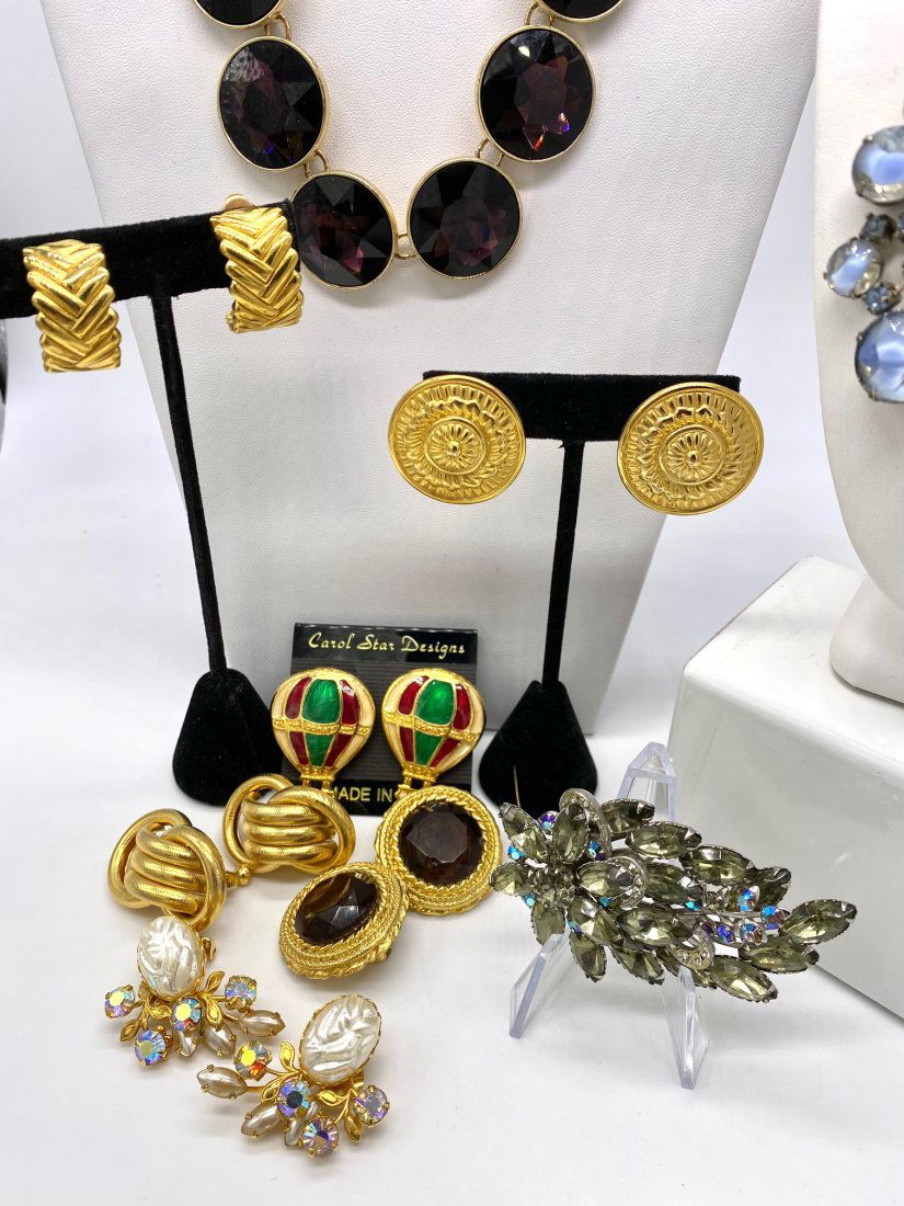 Mixed Lot of Costume Jewelry (1 of 3)