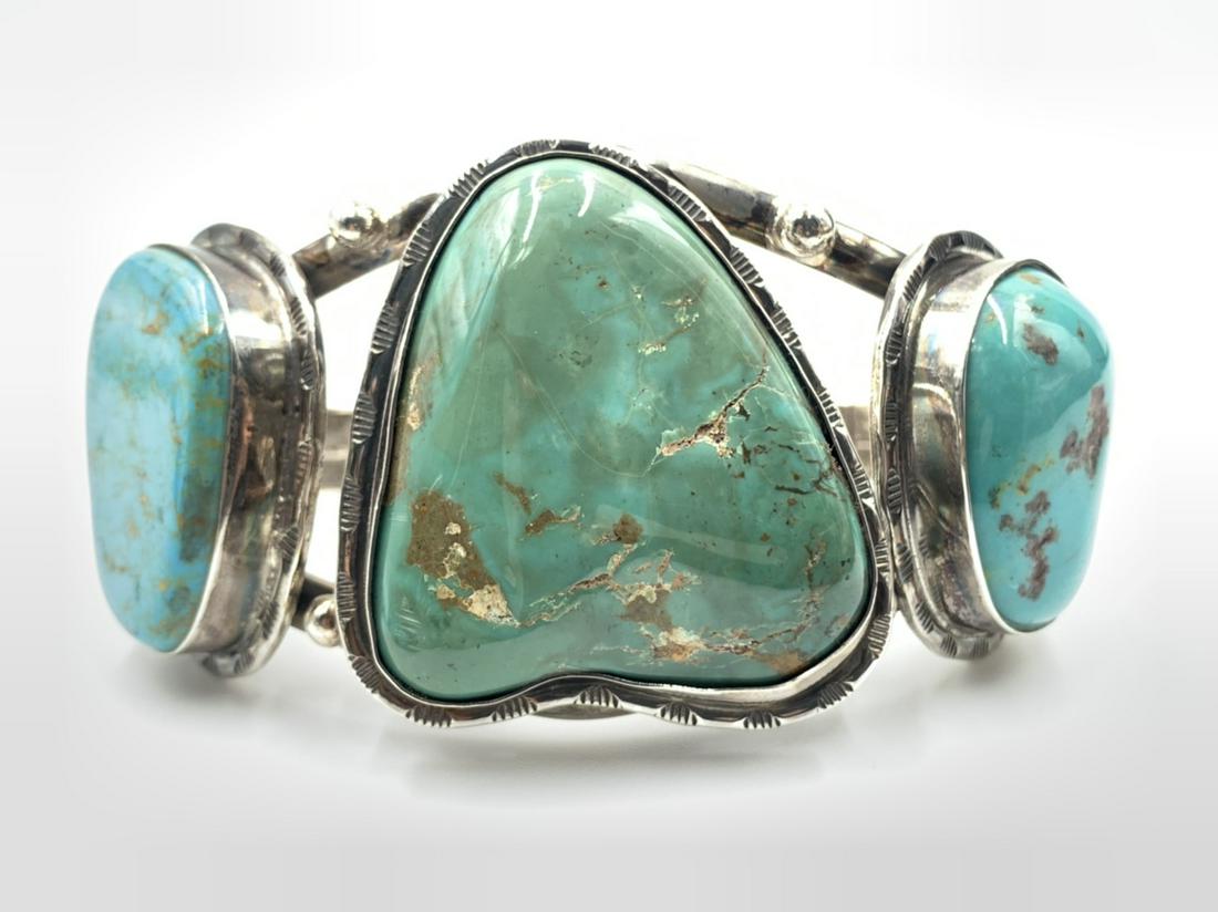 Native American Sterling Silver Turquoise Cuff Bracelet. (1 of 5)