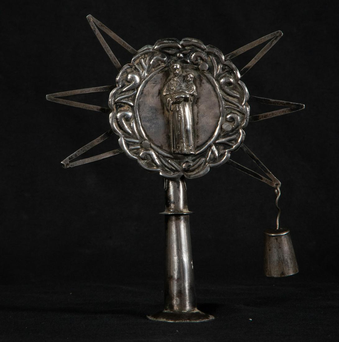 Auction of Processional Cane in Silver, Spanish or colonial Novohispano work from the 17th century (1 of 3)