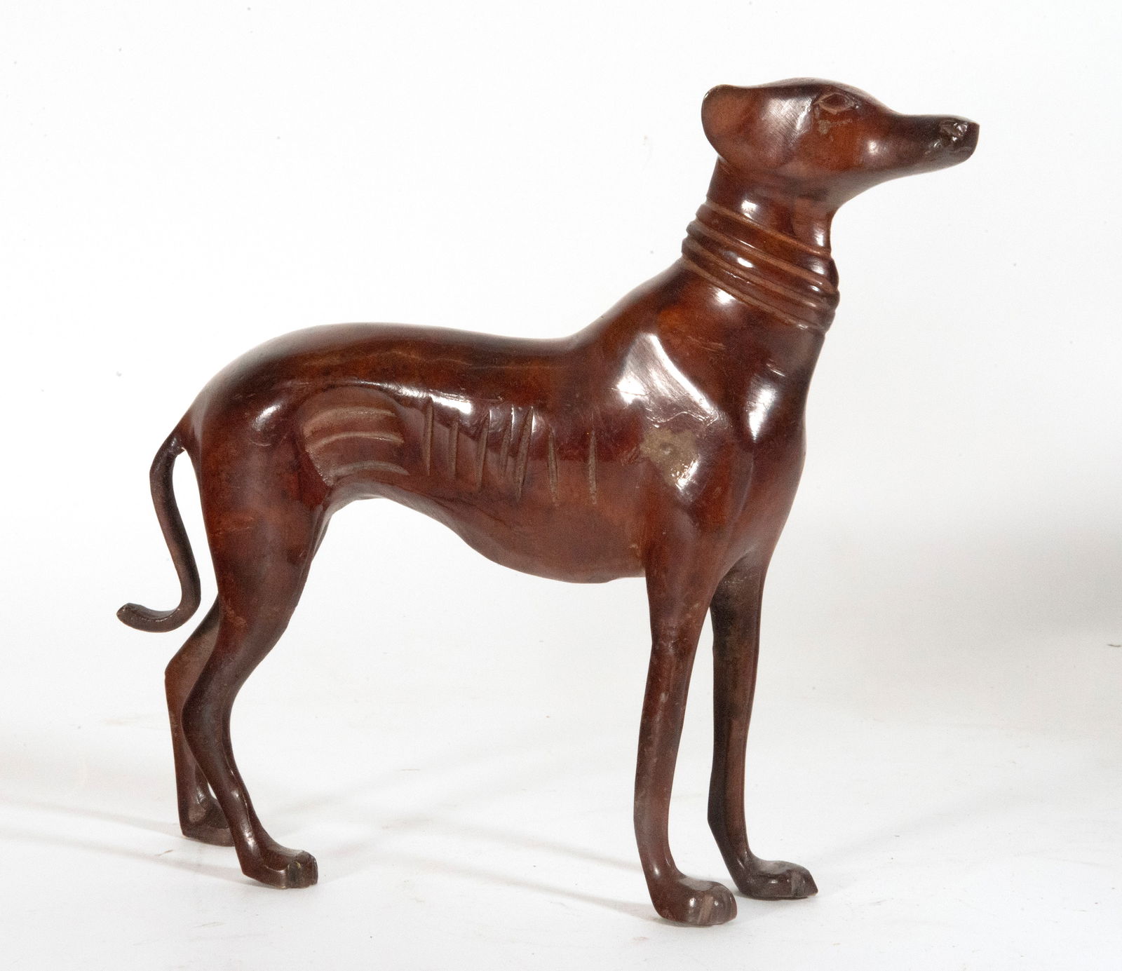 American Folk Art - American colonial work late 19th century, Greyhound in enamelled bronze on wood (1 of 2)