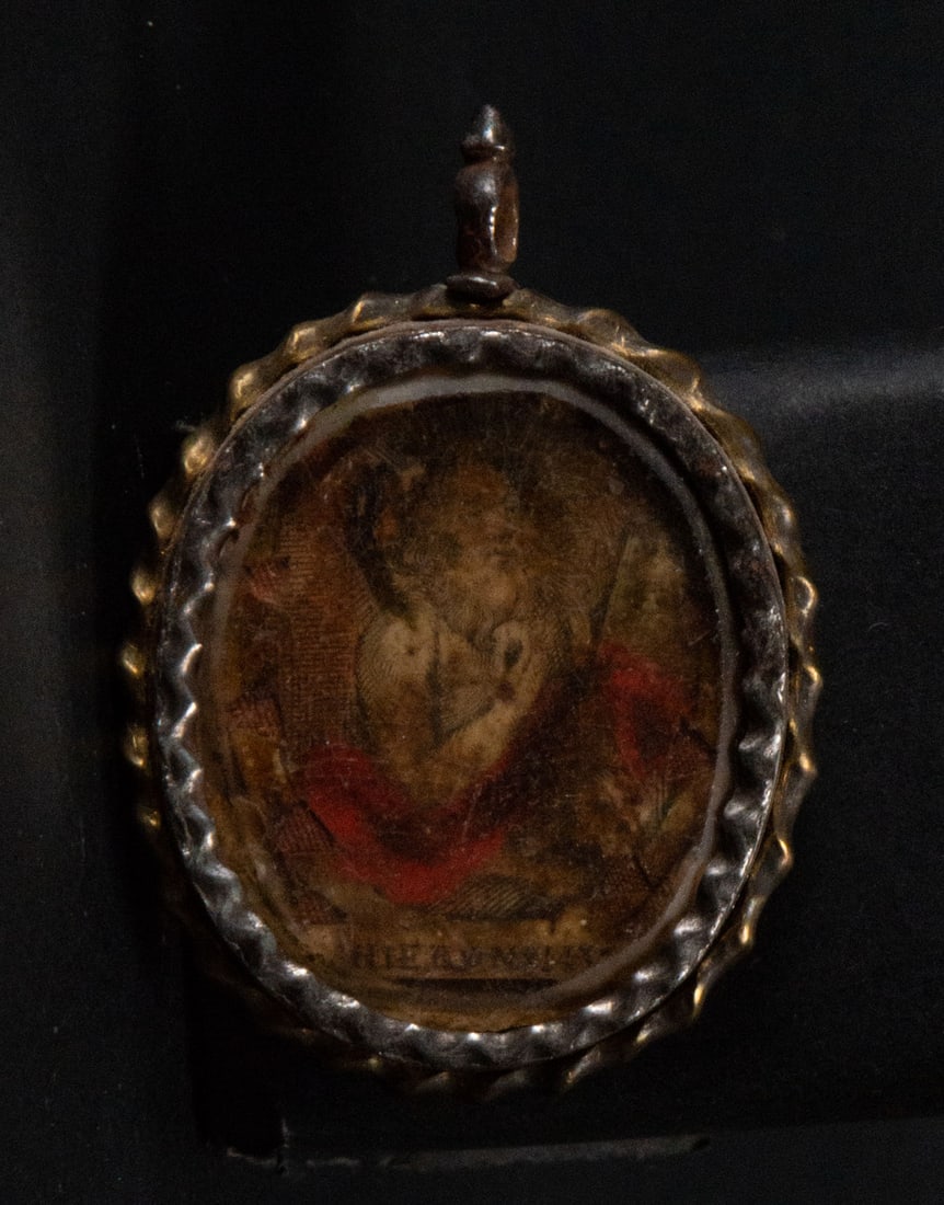 Reliquary with Silver Filigree painted on double-sided canvas, 17th century (1 of 2)