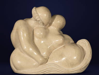 BALTASAR LOBO (Zamora, 1910 - Paris, 1993) - La Femme et le Centaure: Carved marble. Dimensions: 28 × 13 × 32 cm. Signed "Lobo" on the lower back. Provenance: Galería Italia, Alicante.