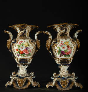 Important Pair of Porcelain Vases "Cobalt Blue of Sèvres", 19th century: With central motifs of gallant scenes, each one measures: 40 x 27 x 20 cm