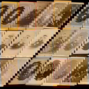 Lot of 15 old photos from the 19th and 20th centuries: Each measures 9x5cm approx.