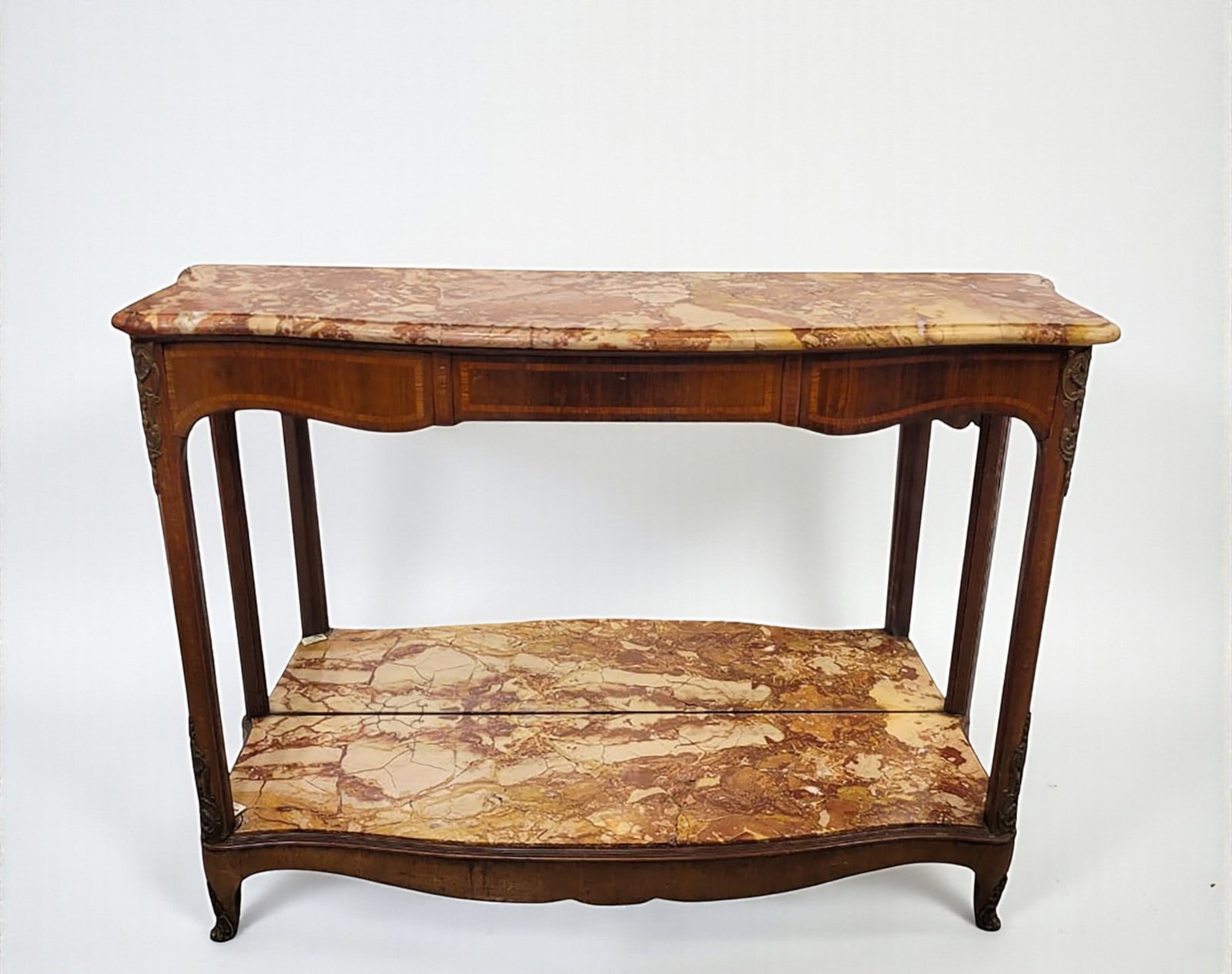 Console table, Faubourg St Honoré, rosewood, marble and mirror, Napoleon III, 19th century –: Period: Late 19th century. Country of origin: France. Good condition commensurate with its age and use / Marble top with minor damage that does not affect the overall appearance of the piece. Dimensio