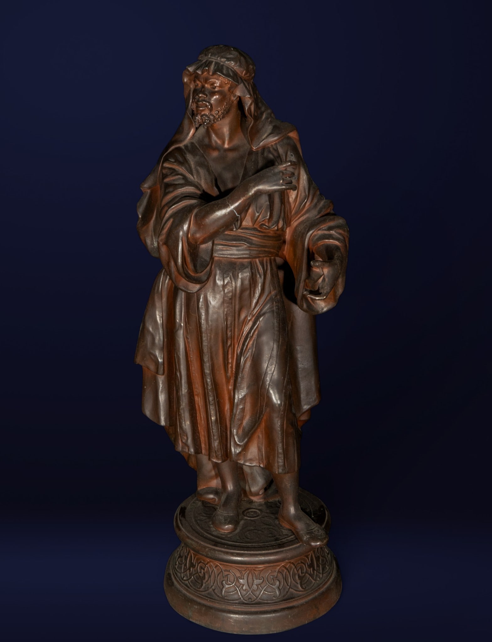 Large and decorative bronze sculpture by an orientalist Berber. 19th century. (1 of 6)