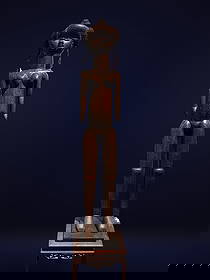 Extraordinary Grand Princess Dan, Ivory Coast, late 19th century - African Art - Tribal Art: Star Lot. Exceptional and monumental sculpture carved from a single block of wood with natural braided hair, depicting a Princess or Daughter of a Dan Tribal Chief, Ivory Coast, circa 1880-1890. Measu