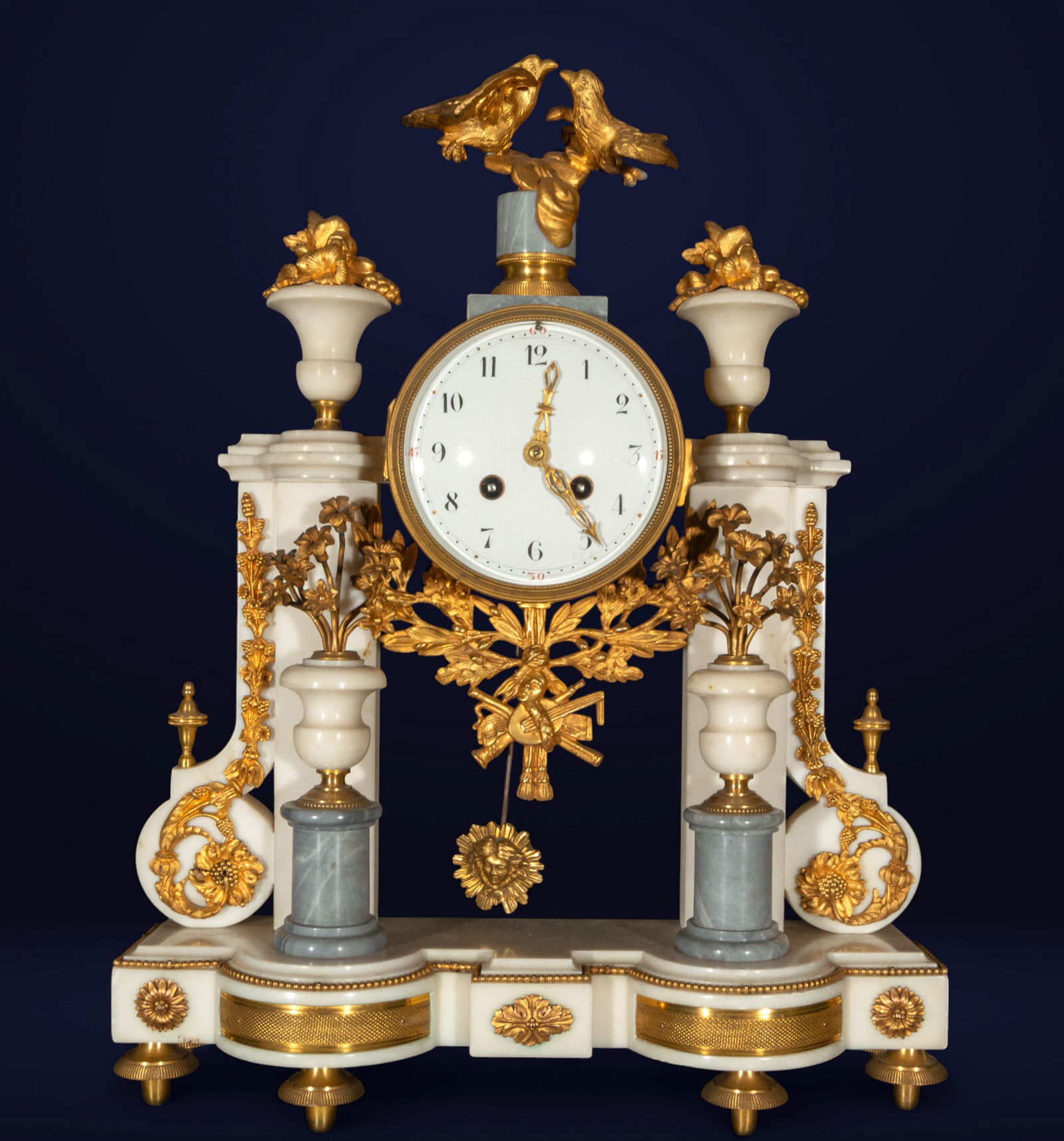 Spectacular Louis XVI Mantel Clock (France, circa 1800) (1 of 6)