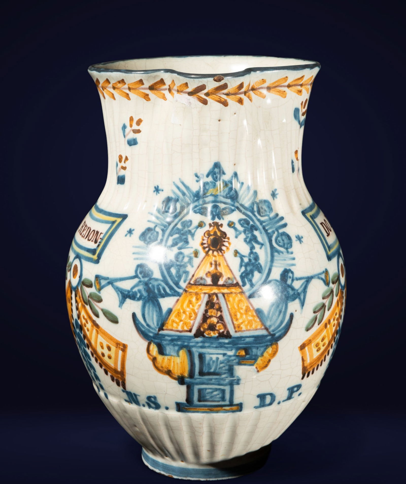 Talavera ceramic jug, 18th century (1 of 4)
