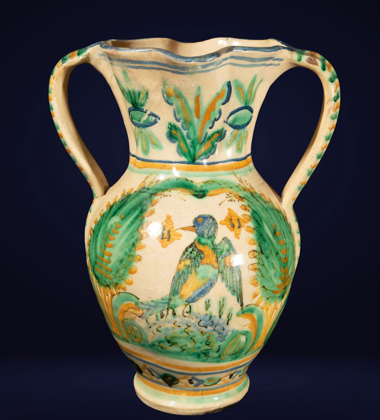 Triana Ceramic Vase, 18th century: Measurements: 32 cm x 26 cm x 22 cm