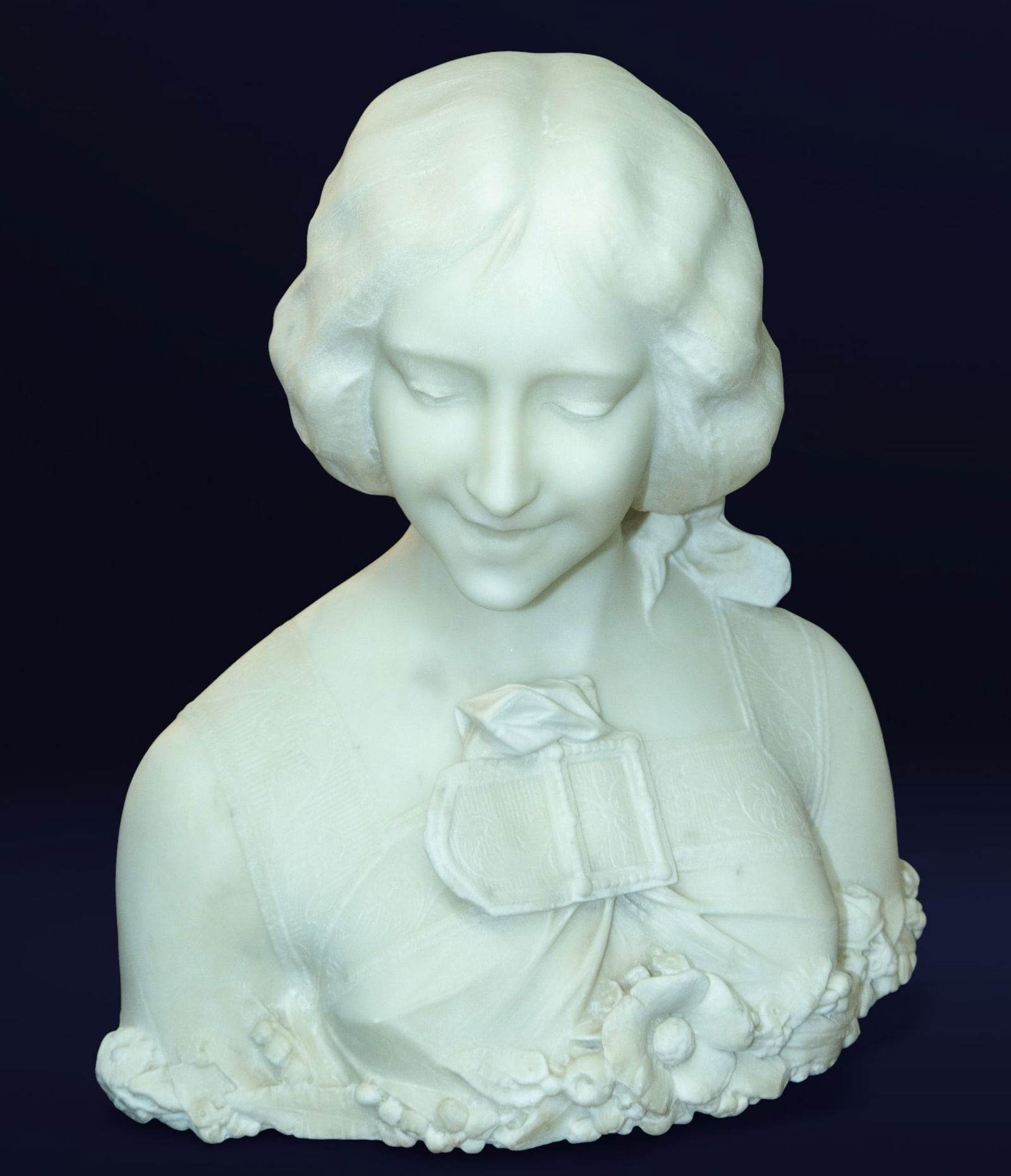 Miss. Signed Angus Moreau. French School. 19th-20th Century. (1 of 6)