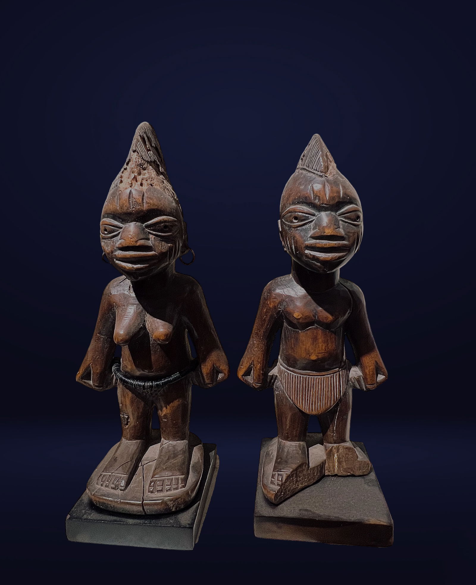 Rare Pair of African Ibeji Yoruba Figures from Nigeria, early 20th century (1 of 8)
