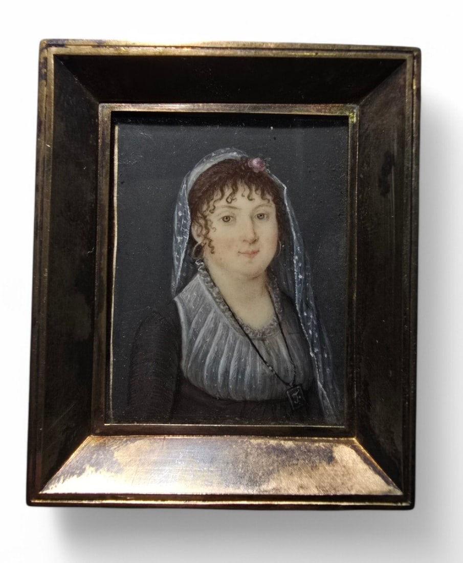 18th Century French School - Portrait of a Lady (1 of 5)