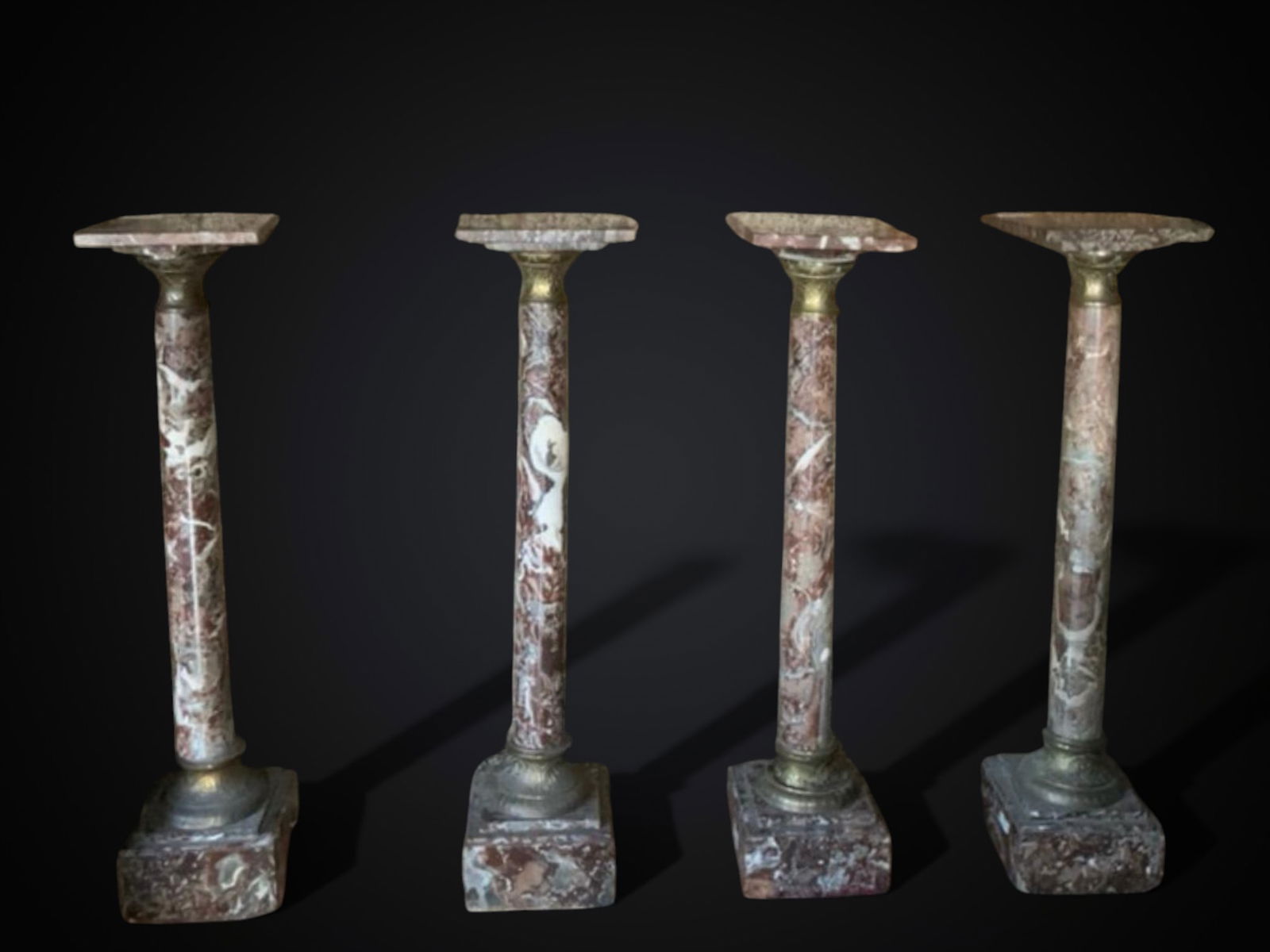 Set of 4 French columns from the 19th century in red marble (1 of 6)