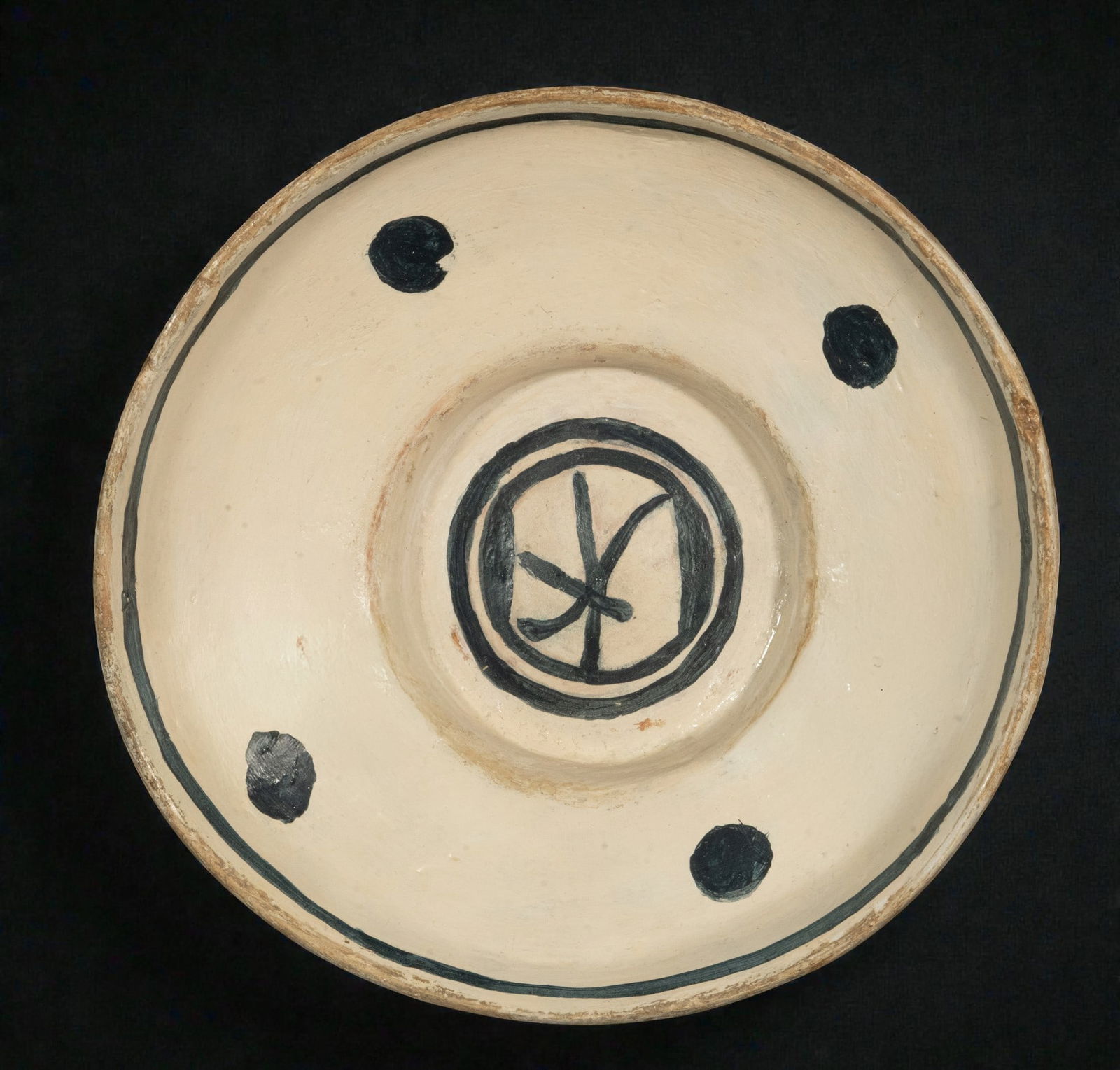 Ceramic bowl from Manises, 16th century (1 of 3)