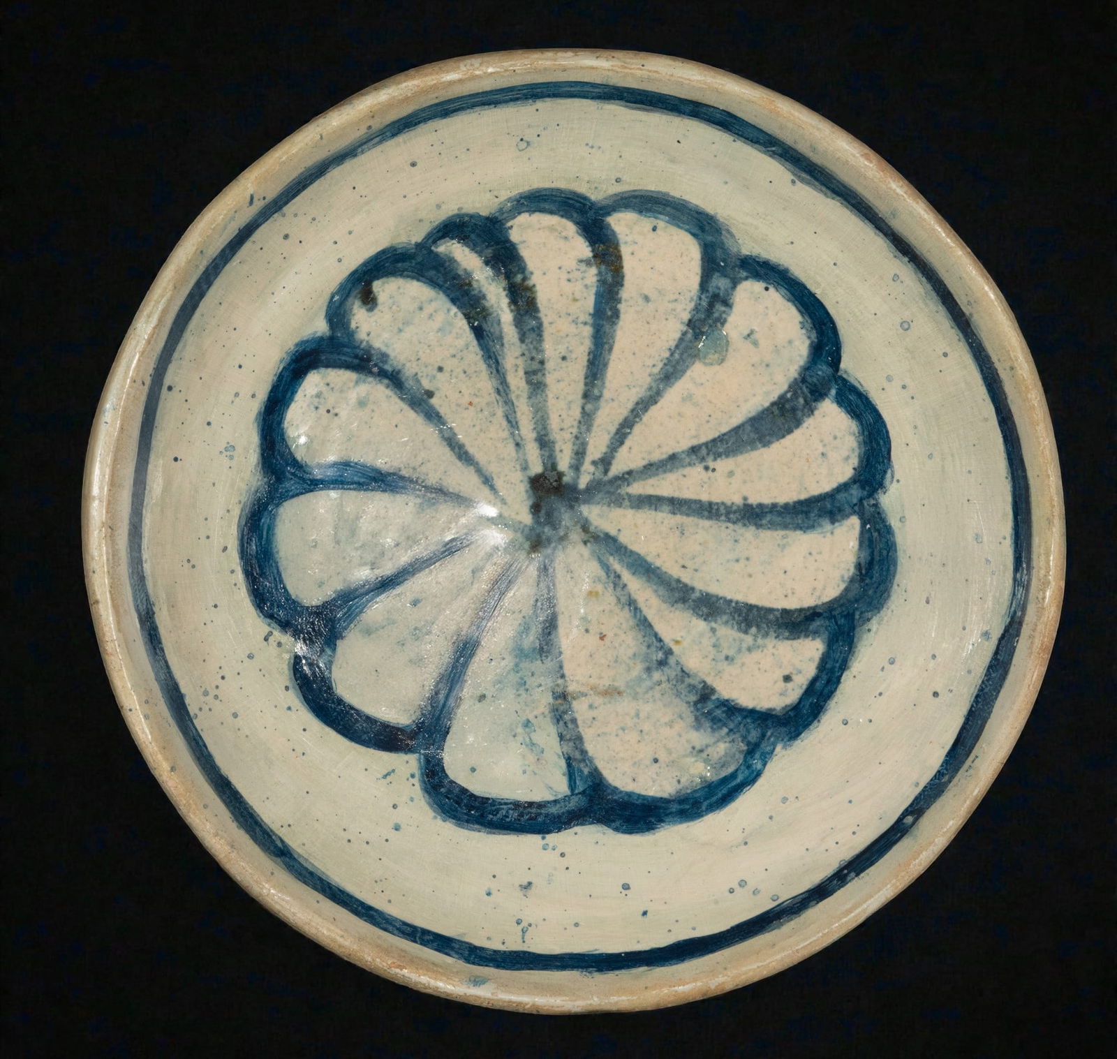 Ceramic bowl from Manises, 16th century (1 of 3)