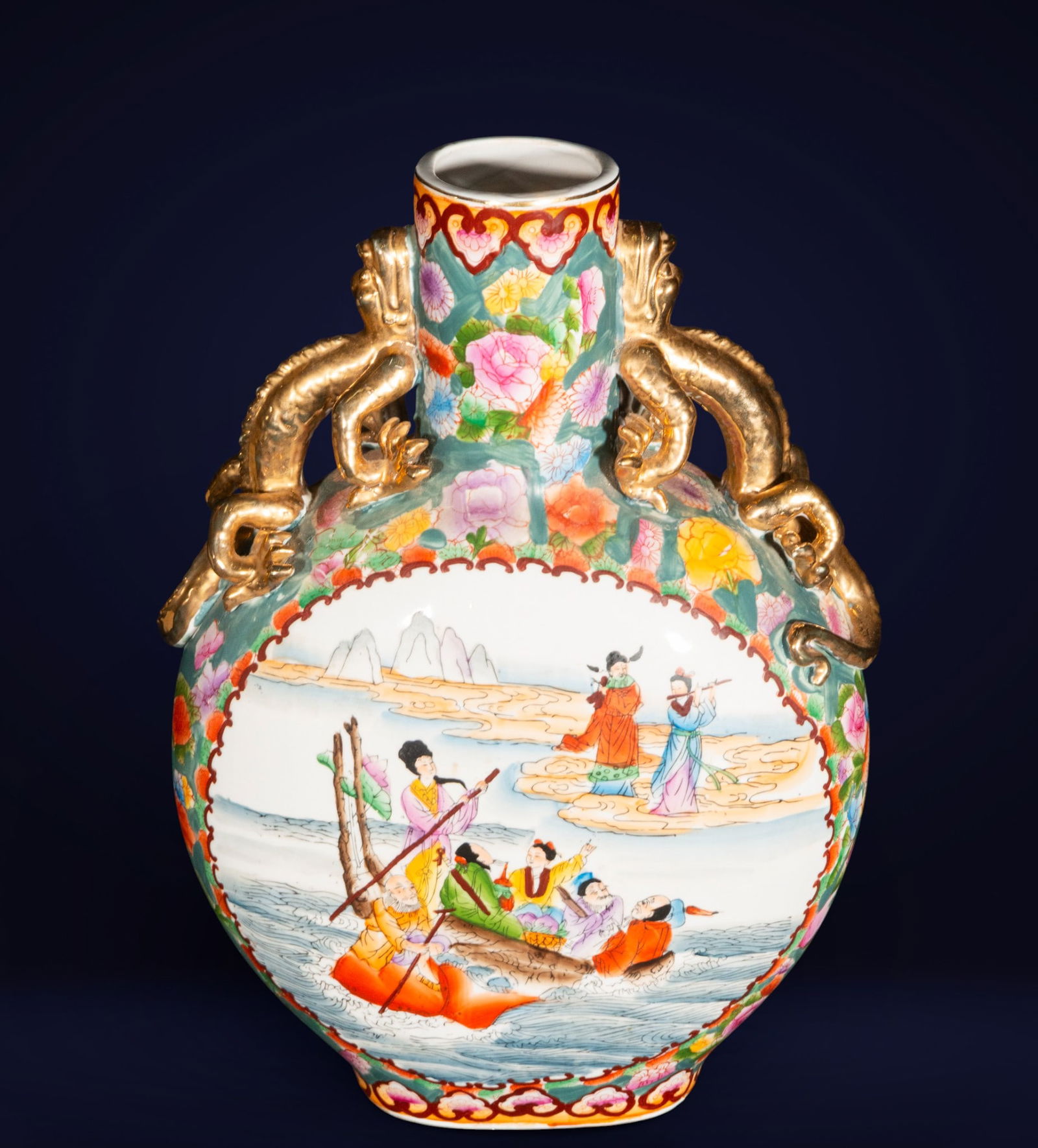 Chinese vase with dragon handles and a courtly scene. Chinese school. 20th century. (1 of 4)