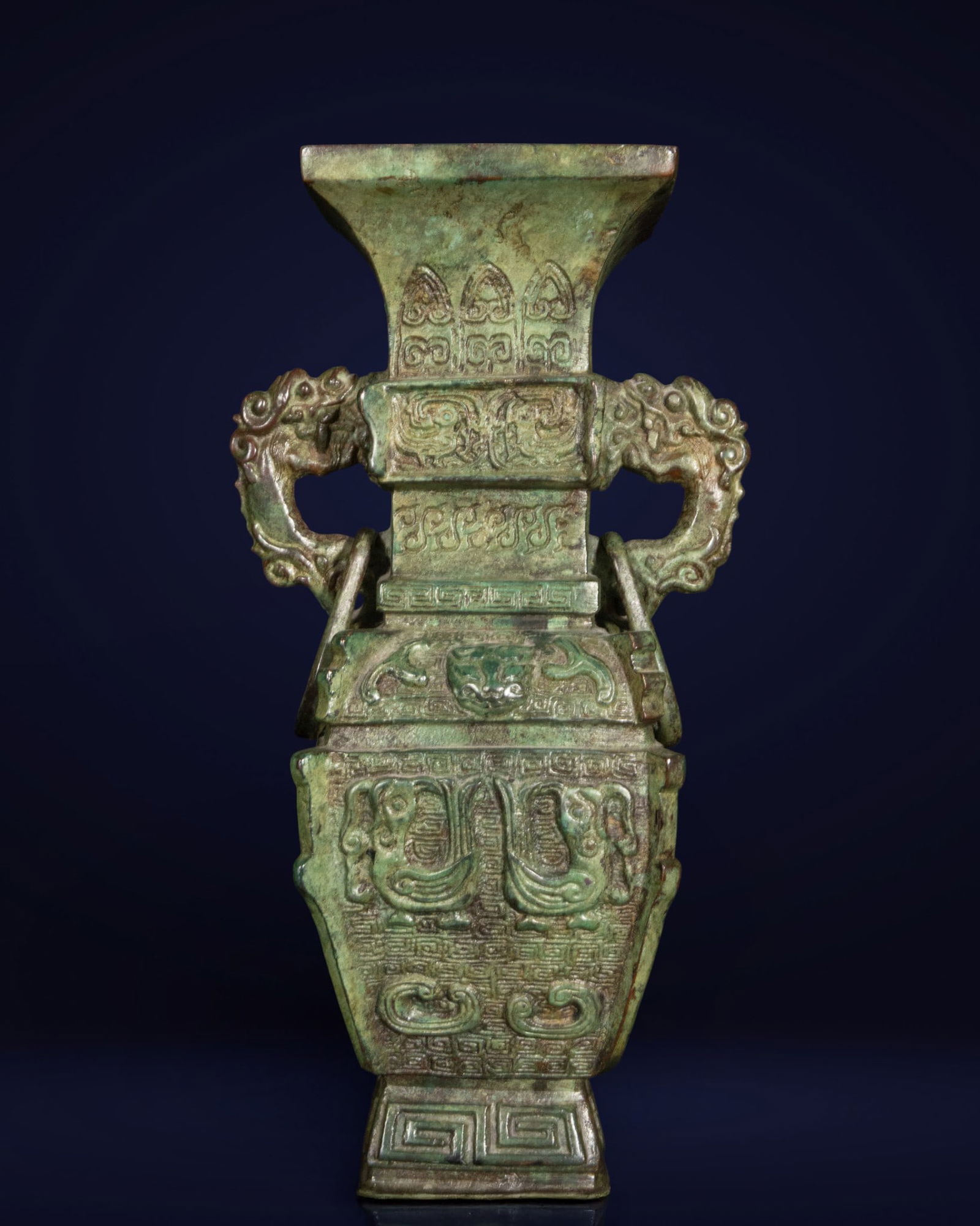 Oriental bronze vase with carved decoration. Chinese school. 19th century. (1 of 6)