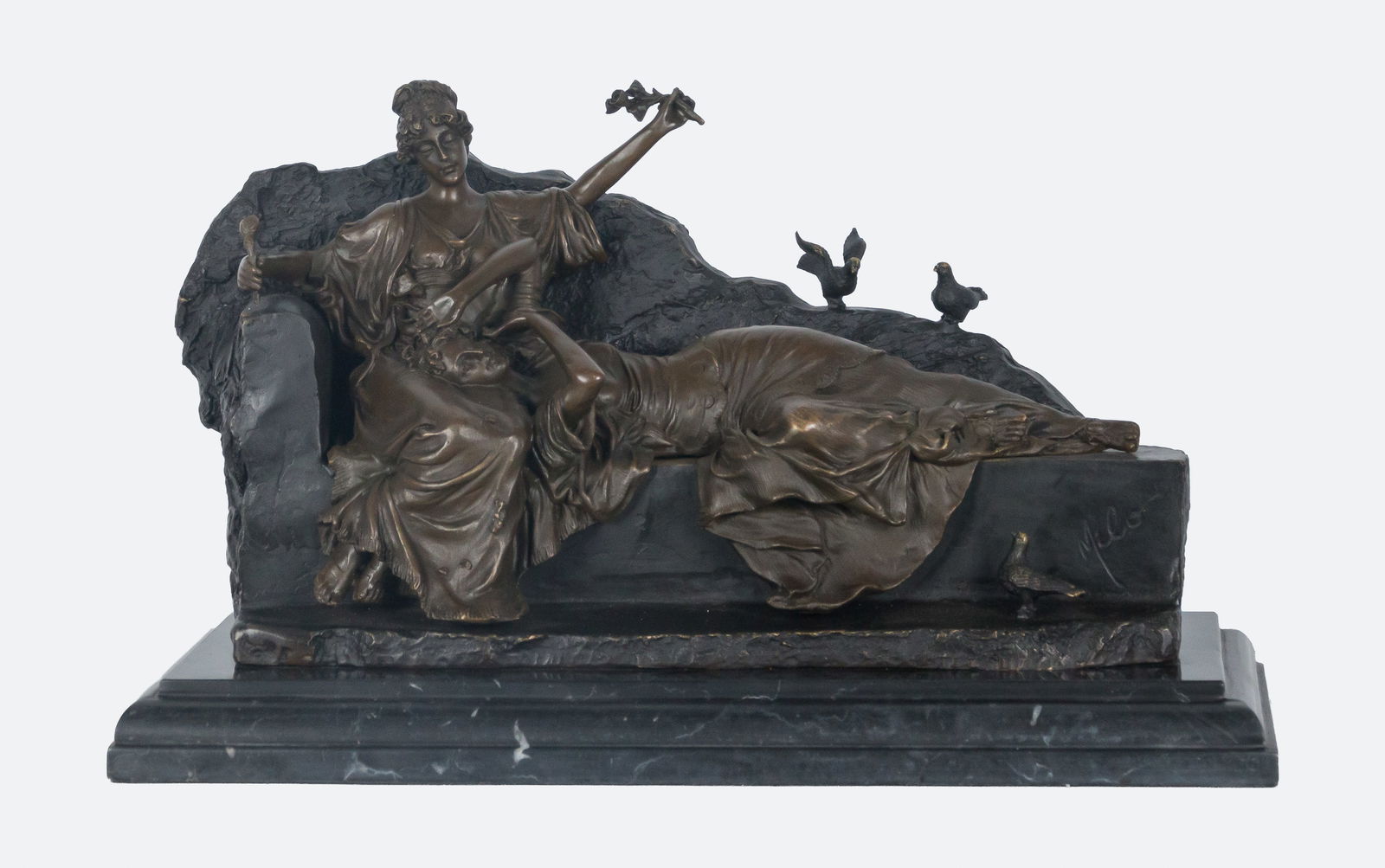 Sculptural group. Signed Milo. Contemporary School. 20th century.: Patinated bronze on a black marble base. Dimensions: 23 x 37.5 x 18 cm. A group of reclining female figures in a scene of repose and tenderness. The soft modeling of the forms, the flowing drapery, an