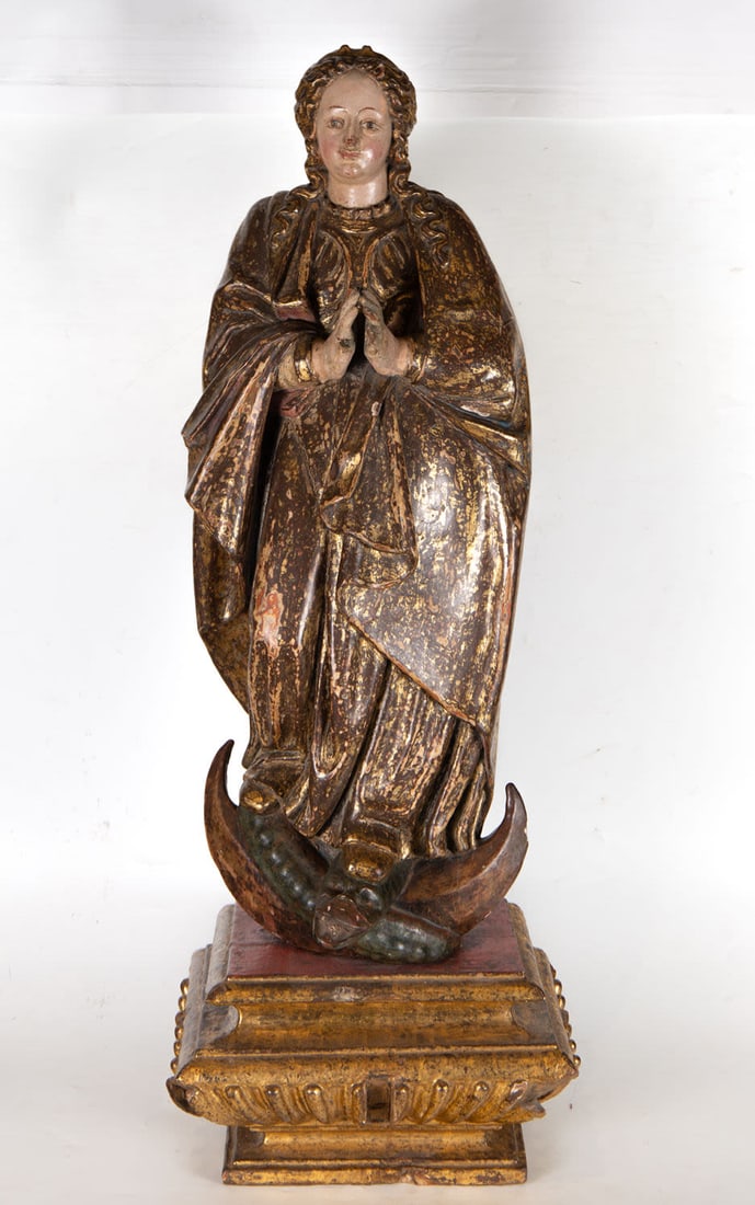 Immaculate Virgin, Hispano Flemish school of North Castile, 16th century: In carved and polychrome wood, Virgin measures: 73 X 26 X 23 cm. Base measurements: 19 x 32 x 35 cm