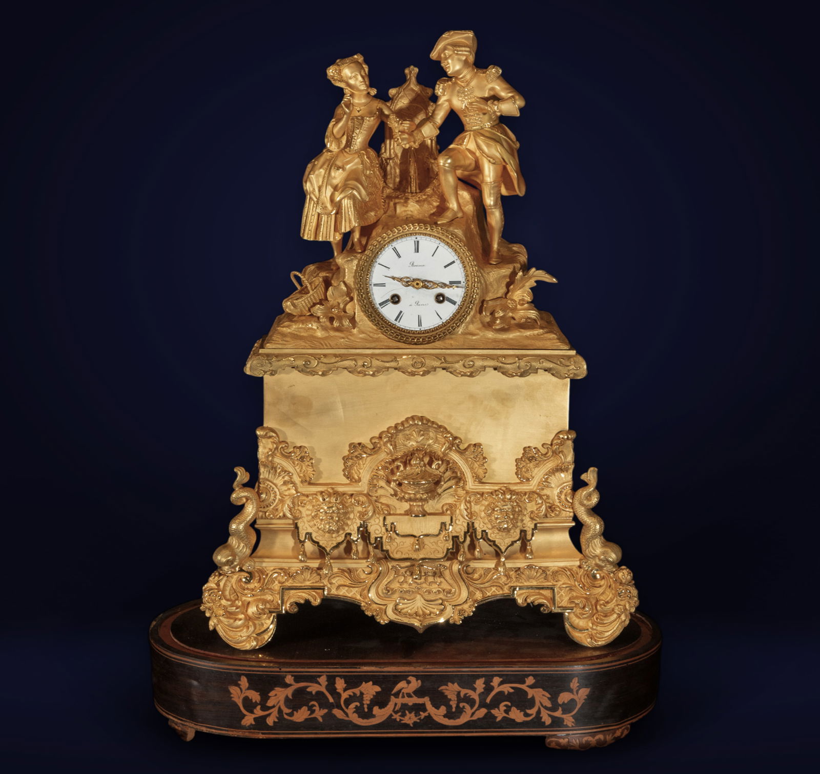 Exquisite Charles X table clock, in mercury-gilded "ormolu" gold, 19th century France: Measurements: 55 x 37 x 13 cm