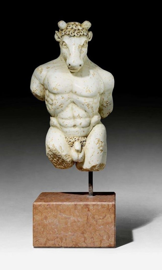 IMPORTANT MARBLE SCULPTURE OF THE MINOTAUR, 17th century Baroque style, Italy. (1 of 8)