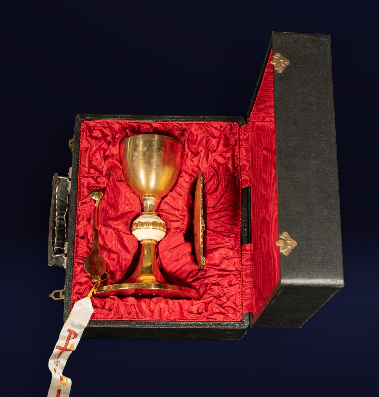 Amount: Late 19th century Modernist Chalice made of gold-plated sterling silver with underplate (1 of 13)