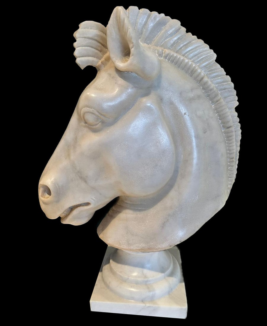 Horse Head in Carrara Marble, Italy, 20th century (1 of 8)