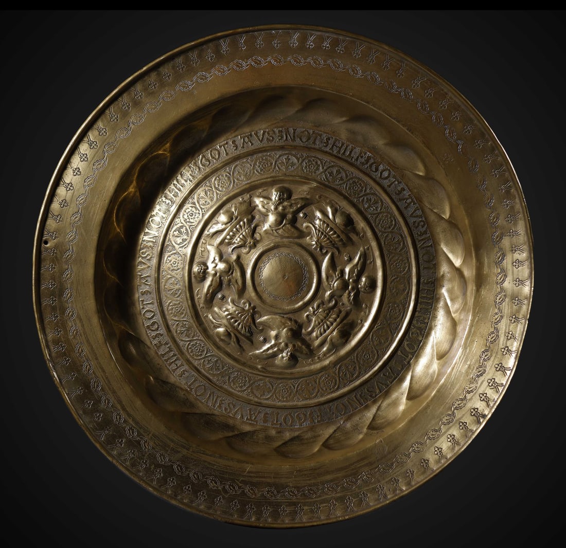 Large Alms Plate from Nuremberg, Germany, 16th/17th century (1 of 3)