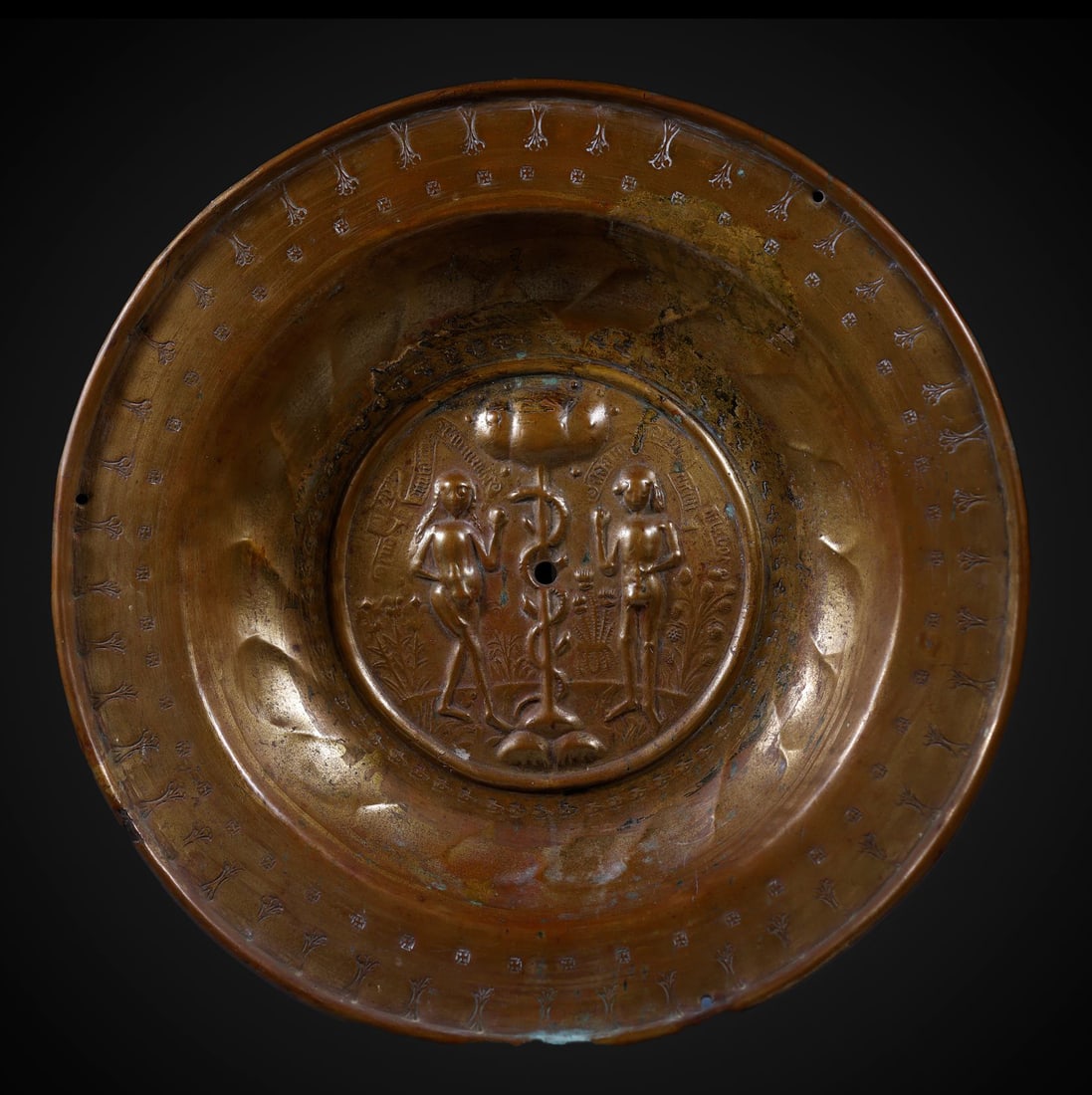 Large Alms Plate from Nuremberg, Germany, 16th/17th century (1 of 3)